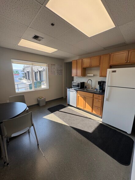 More Photos Of 431 E 104th Ave, Anchorage Truck Terminal For Lease