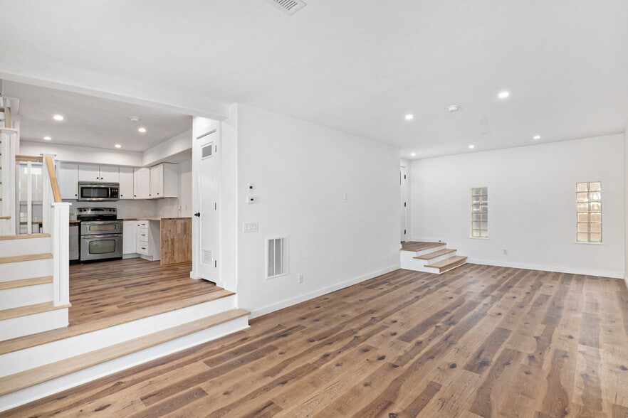 More Photos Of 525 W 7th St, Pueblo Warehouse For Sale