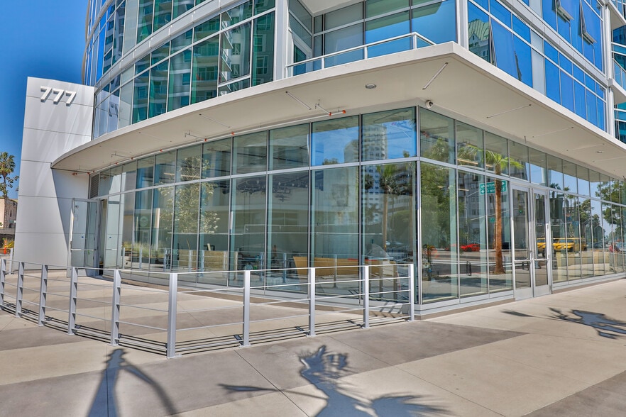 More Photos Of 777 E Ocean Blvd, Long Beach Apartments For Lease