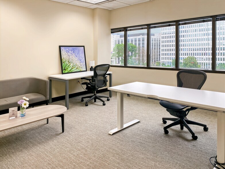 More Photos Of 250 Monroe Ave NW, Grand Rapids Coworking Space