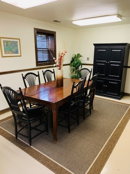 More Photos Of 1632 W Colonial Pky, Inverness Loft Creative Space For Lease