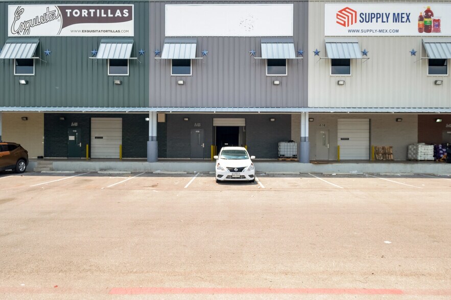 More Photos Of 9342 SE Loop 410, San Antonio Refrigeration Cold Storage For Sale