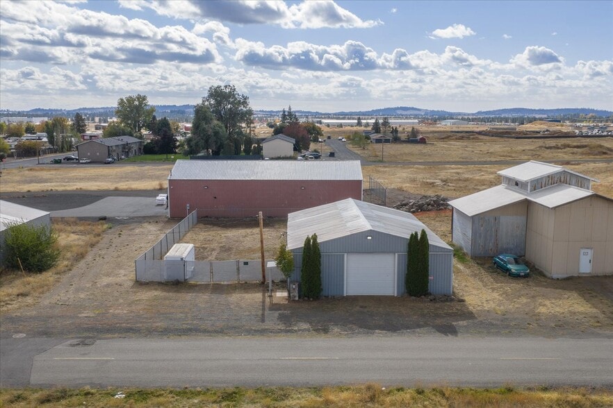 More Photos Of 12825 W 17th Ave, Airway Heights Warehouse For Sale