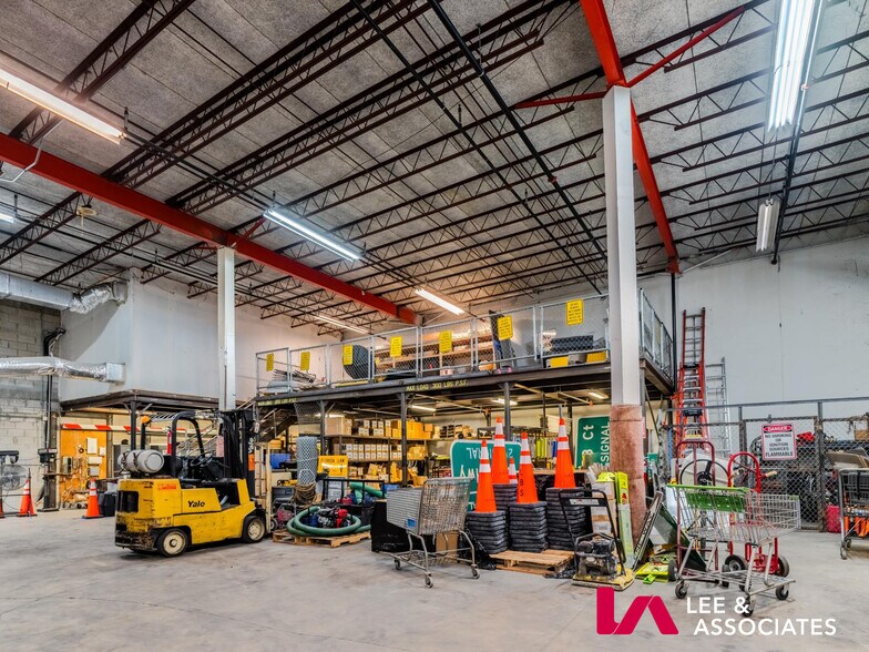 More Photos Of 1701 Blount Rd, Pompano Beach Warehouse For Lease