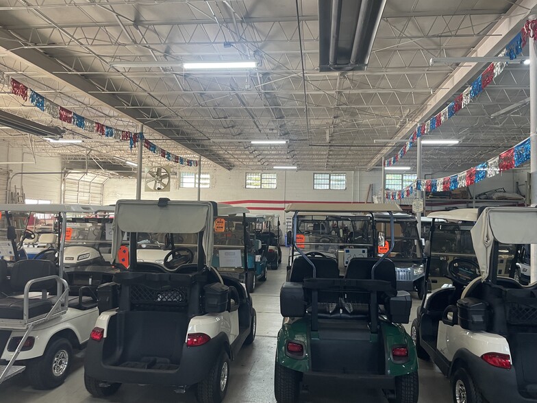 More Photos Of 4450 S Pine Ave, Ocala Warehouse For Lease