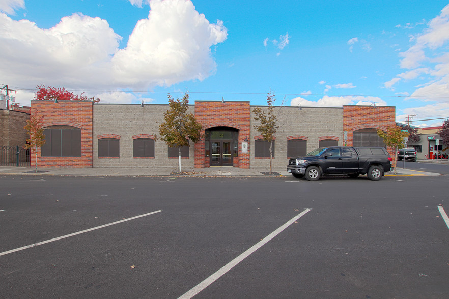 Primary Photo Of 210 NW Irving Ave, Bend Office For Lease