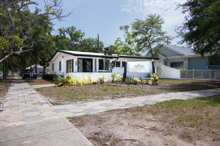 More Photos Of 2500 1st Ave N, Saint Petersburg Medical For Lease
