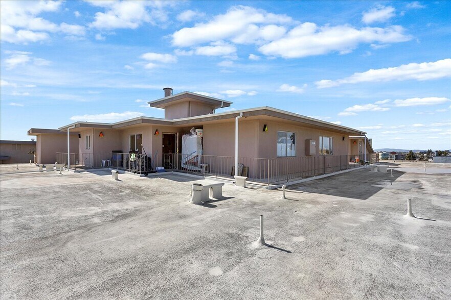 More Photos Of 561 Oakland Ave, Oakland Apartments For Sale