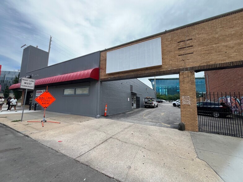 More Photos Of 1501-1505 Grand Blvd, Kansas City Freestanding For Lease