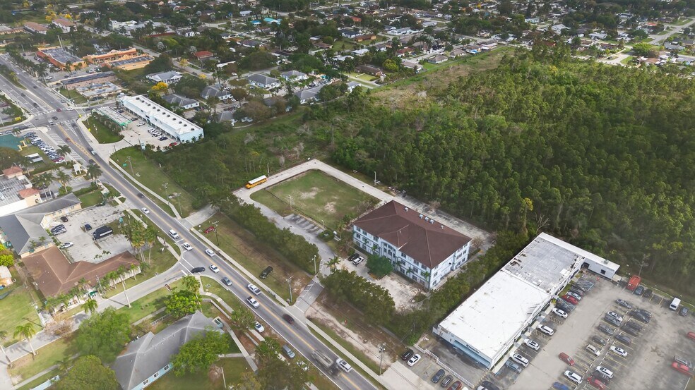 More Photos Of 713 W Palm Dr, Florida City Schools For Sale