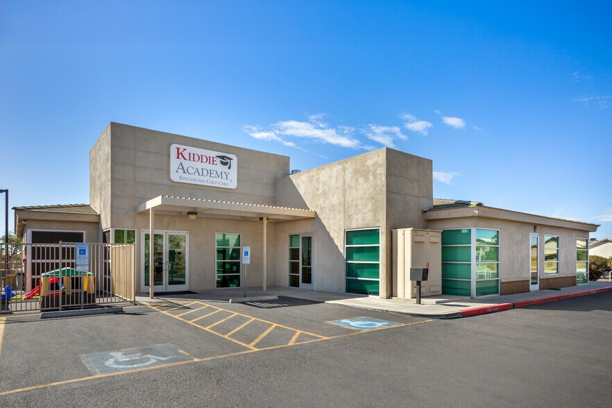 Primary Photo Of 4250 W Pinnacle Peak Rd, Glendale Daycare Center For Sale
