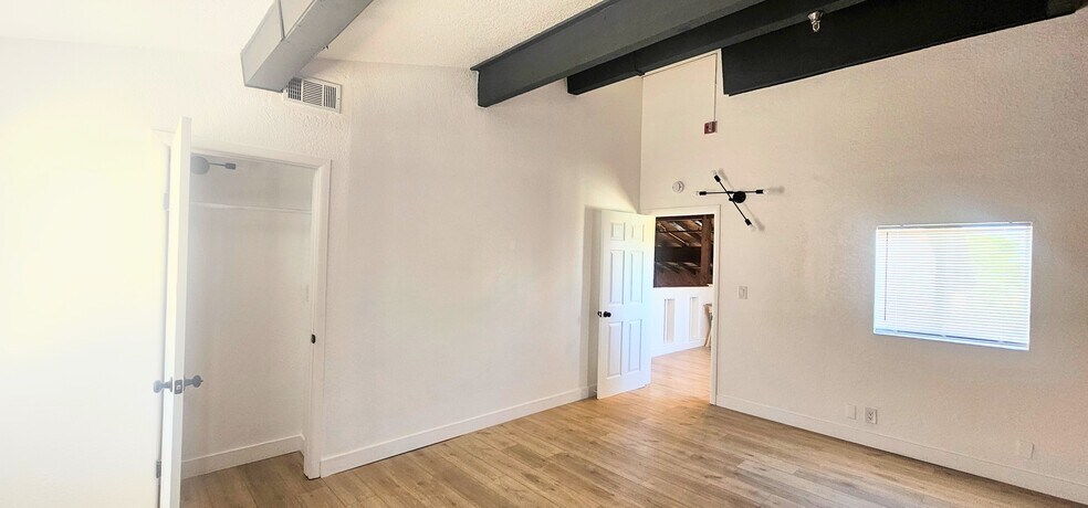 More Photos Of 2100 S State St, Hemet Rehabilitation Center For Sale