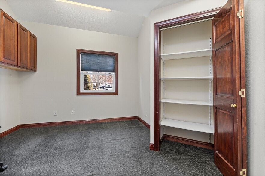 More Photos Of 601 West Blvd, Rapid City Office For Lease