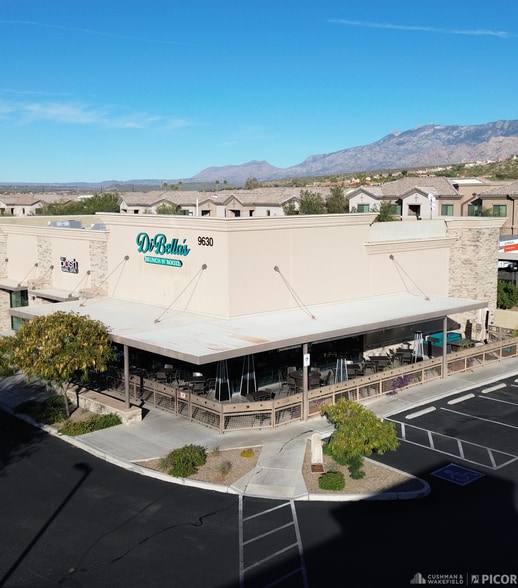 More Photos Of 9630 N Oracle Rd, Oro Valley Freestanding For Sale