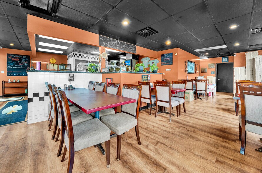 More Photos Of 3140 W Ridge Pike, Eagleville Storefront For Sale