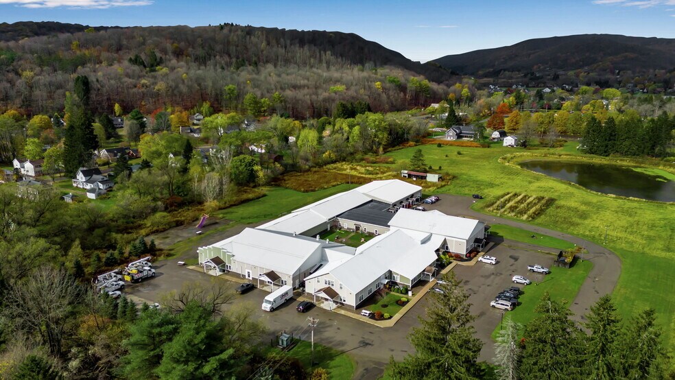 More Photos Of 2-85 Bristol Ln, Ellicottville General Retail For Sale