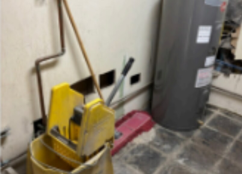 More Photos Of 6577 W Yellowstone Hwy, Casper Warehouse For Sale