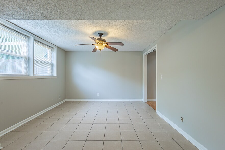 More Photos Of 4299 Sweden Dr, Hermitage Multifamily For Sale