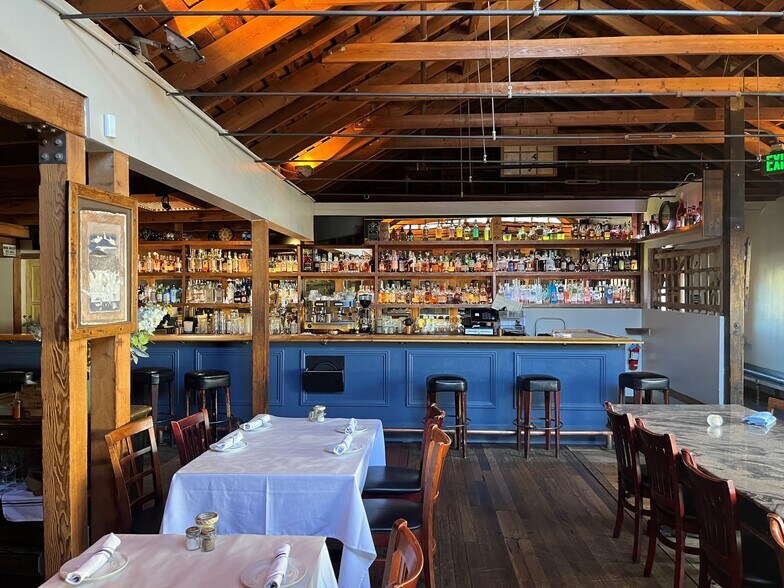 More Photos Of 5862-5872 Doyle St, Emeryville Restaurant For Sale