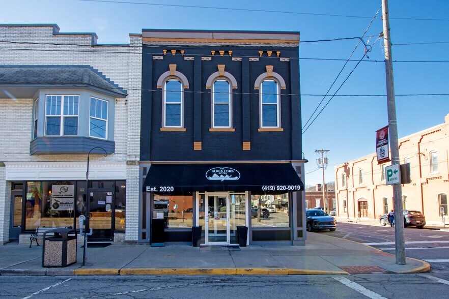 Primary Photo Of 153 W Main St, Loudonville Restaurant For Sale