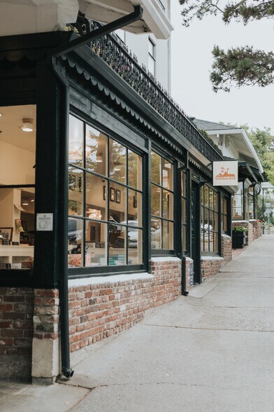 More Photos Of Ocean Ave, Carmel Hotel For Lease