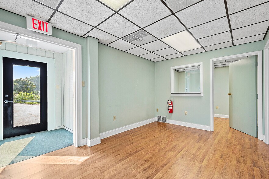 More Photos Of 3578 Brodhead Rd, Monaca Unknown For Lease