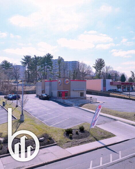 More Photos Of 568 W Cuthbert Blvd, Haddon Township General Retail For Sale