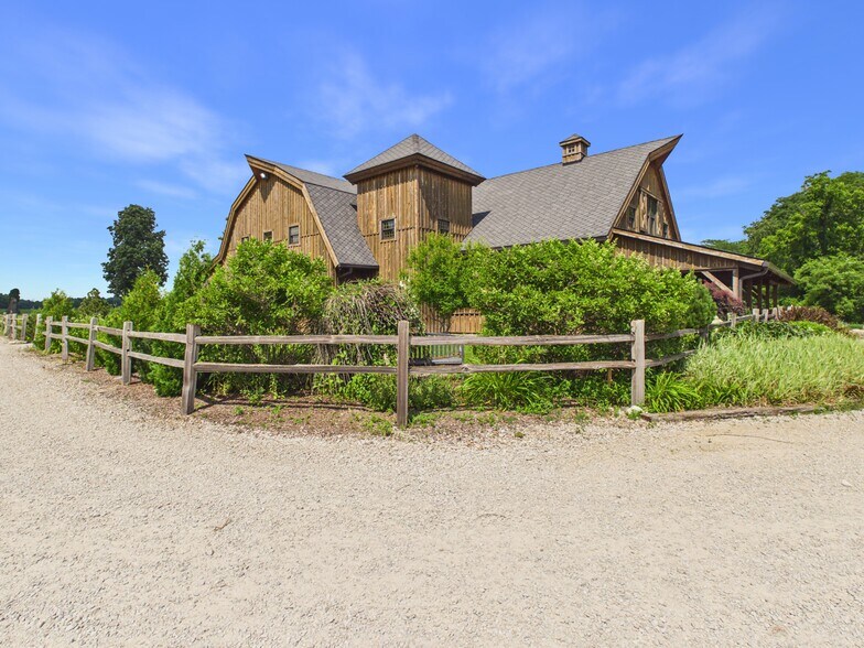 More Photos Of 18444 N 1600th St, Chrisman Lodge Meeting Hall For Sale