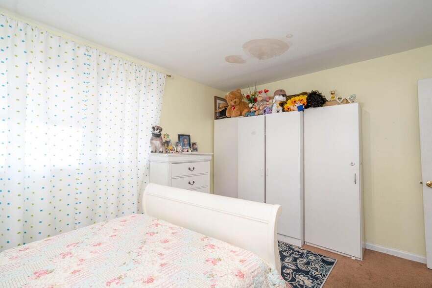 More Photos Of 3865 Story Dr SW, Marietta Medical For Sale