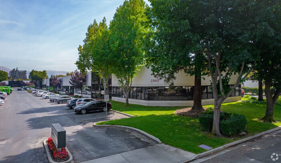 More Photos Of 2360 Qume Dr, San Jose Flex For Lease