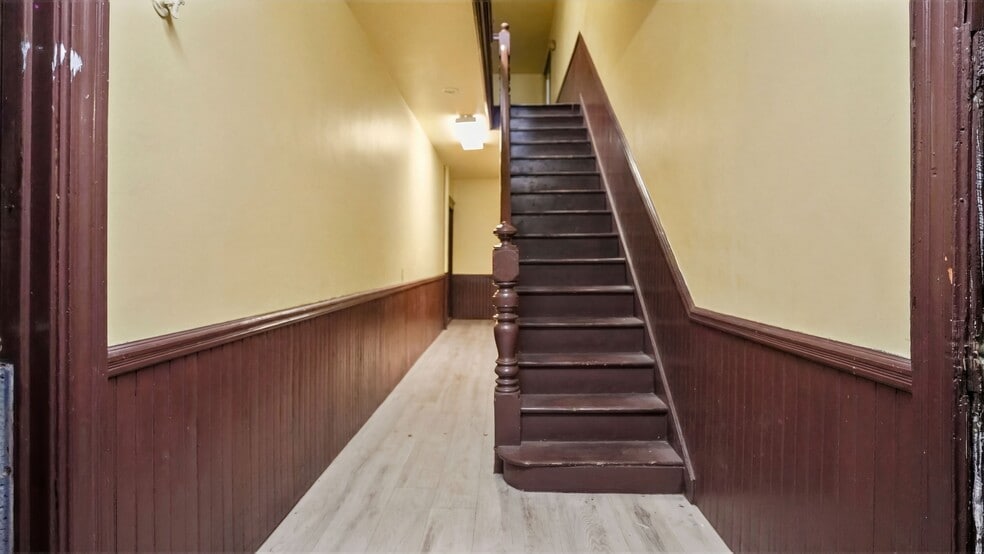 More Photos Of 265 Greenwich Ave, Stamford Apartments For Sale