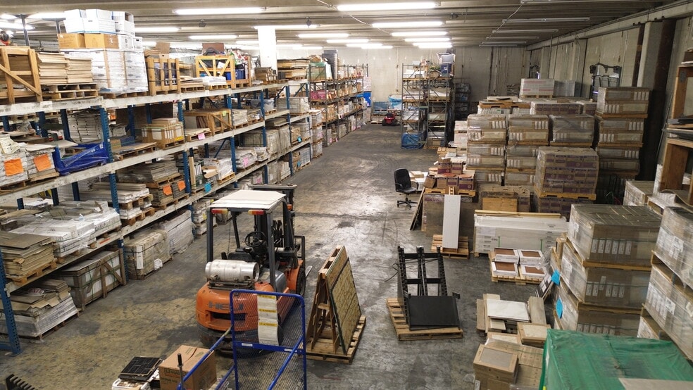 More Photos Of 16209 San Pedro Ave, San Antonio Industrial For Sale