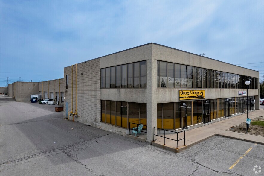 More Photos Of 550 Alden Rd, Markham Flex For Lease