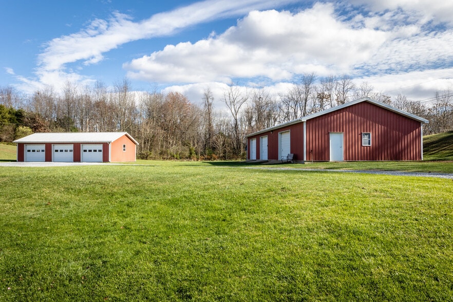 More Photos Of 8 Rainbow Ln, Waynesboro Assisted Living For Sale