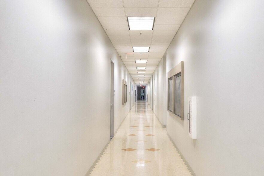 More Photos Of 9100 Hwy 290 E, Austin Research And Development For Sale