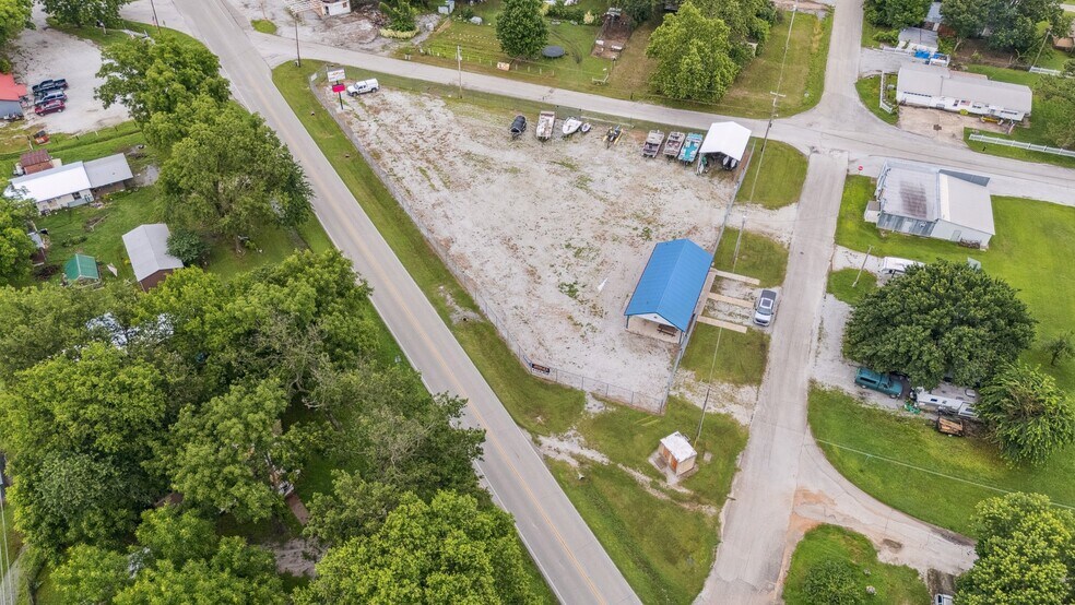 More Photos Of 100 Main St, Bernice Self Storage For Sale