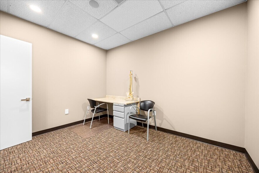 More Photos Of 1125-1131 New Rd, Absecon Medical For Lease