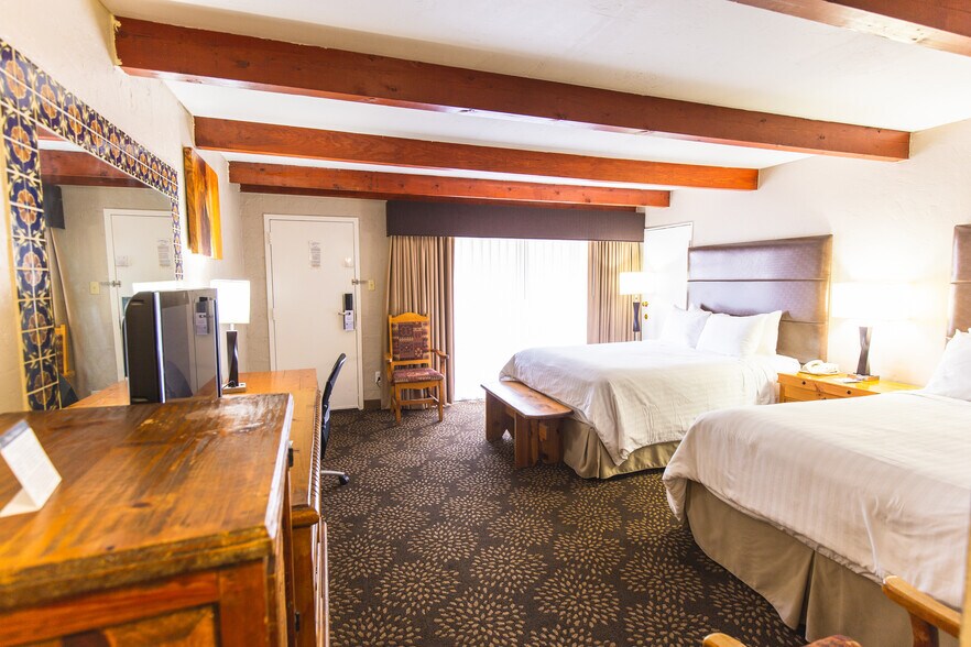 More Photos Of 1765 S Main St, Las Cruces Hotel For Sale