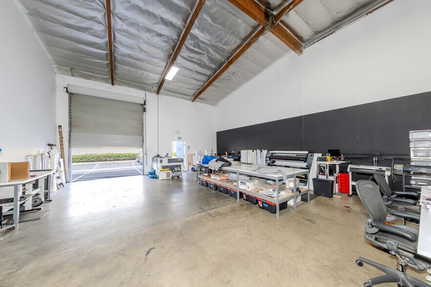 More Photos Of 6407-6419 Alondra Blvd, Paramount Warehouse For Sale