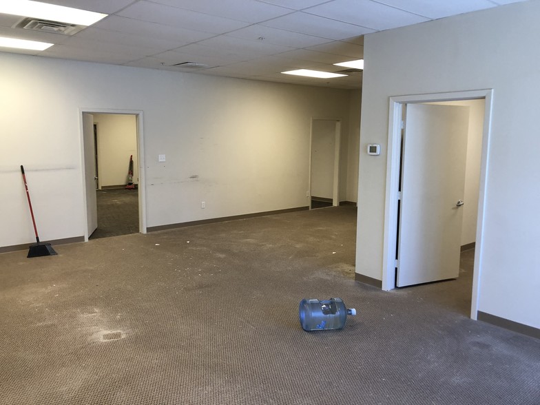 More Photos Of 650 E State Highway 121, Lewisville Industrial For Sale