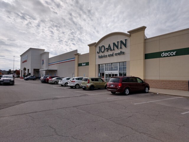 More Photos Of 1133 SW Wanamaker Rd, Topeka General Retail For Sale