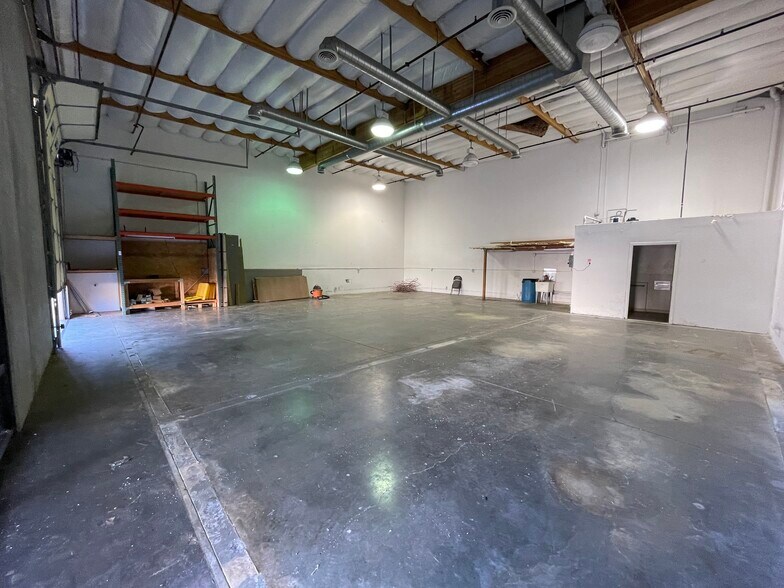 More Photos Of 460-480 Technology Way, Napa Flex For Lease