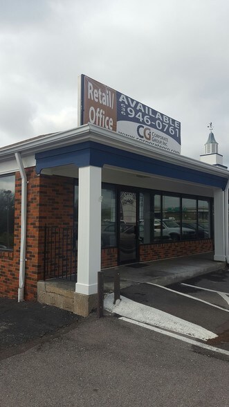 Primary Photo Of 2350-2430 Highway 94 South Outer Rd, Saint Charles Storefront For Lease