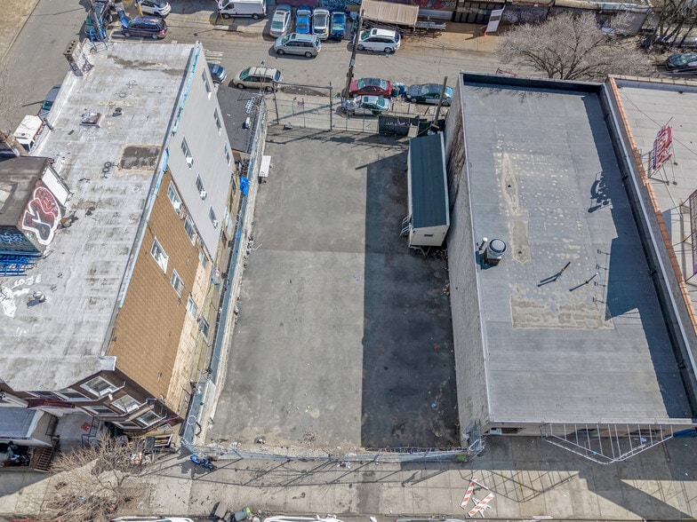 More Photos Of 1695 Carter Ave, Bronx Land For Sale