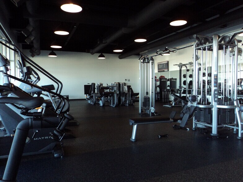 More Photos Of 2020 Innovation Ct, De Pere Office For Lease