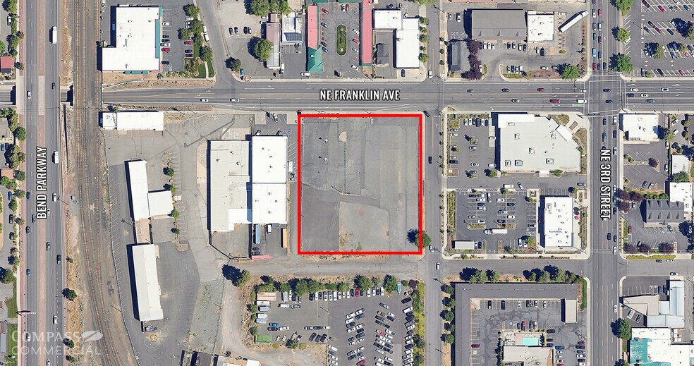 More Photos Of 181 NE Franklin Ave, Bend Land For Lease