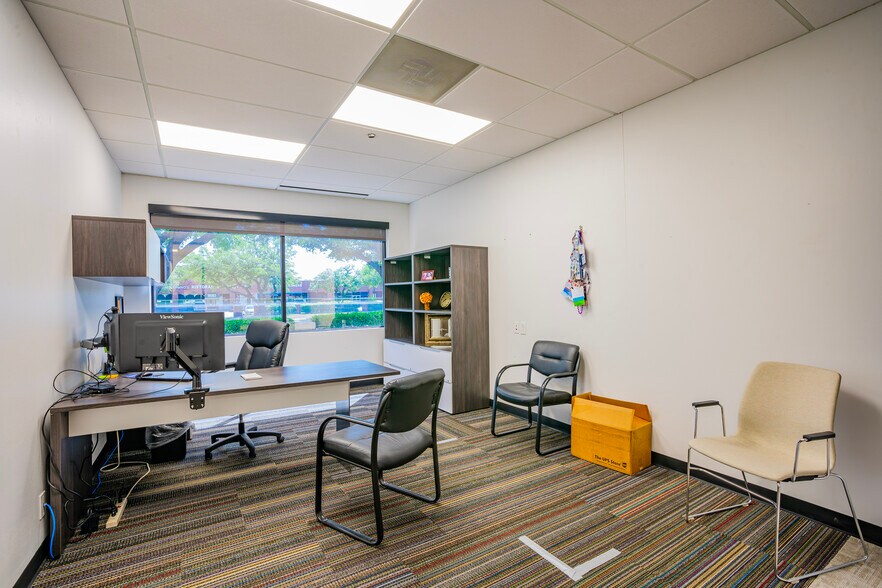 More Photos Of 9425 N MacArthur Blvd, Irving Office For Sale