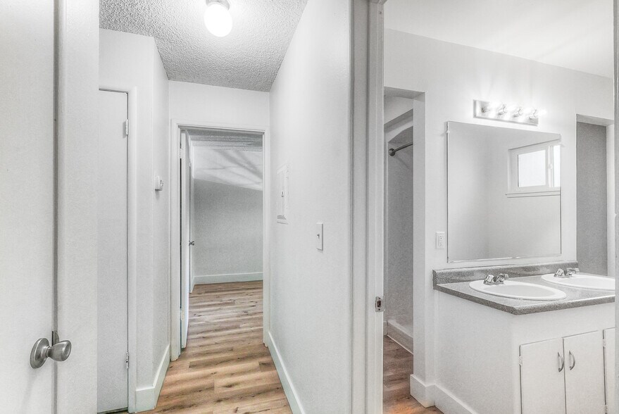 More Photos Of 1445 W 3rd St, Chico Apartments For Sale