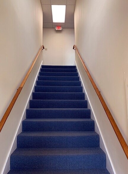 More Photos Of 850 State St, Lemoyne Warehouse For Lease