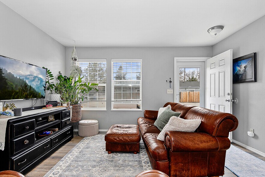 More Photos Of 3919 W Garnet St, Boise Apartments For Sale
